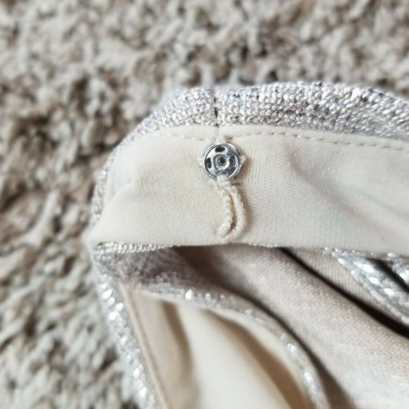 Lauren Ralph Lauren, Ruffled Shimmer Gown, Size 2 - Picture 9 of 10